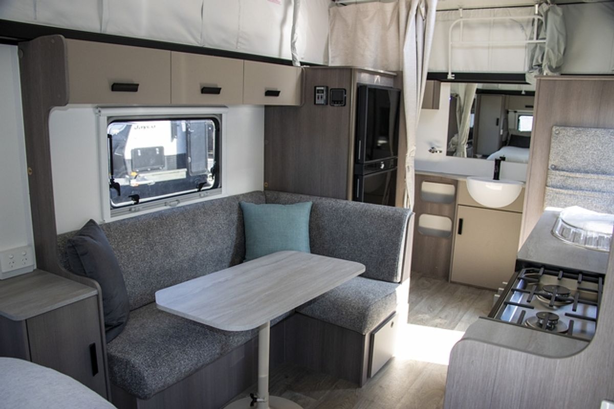 2024 Jayco JOURNEY POPTOP 17.55-8.JY-MY24