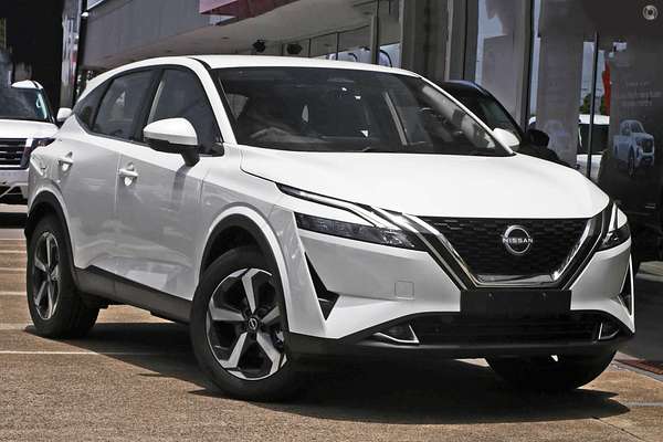 2024 Nissan QASHQAI ST+ J12