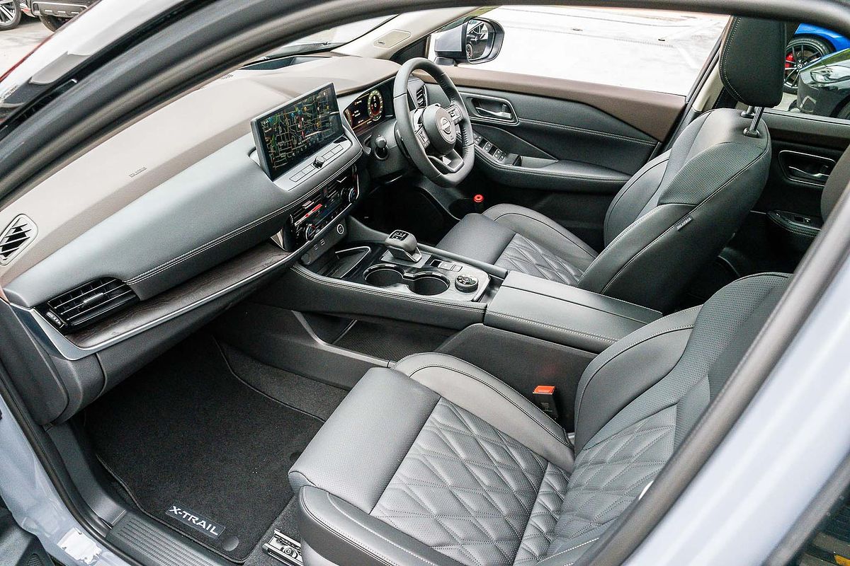 2024 Nissan X-TRAIL Ti-L T33