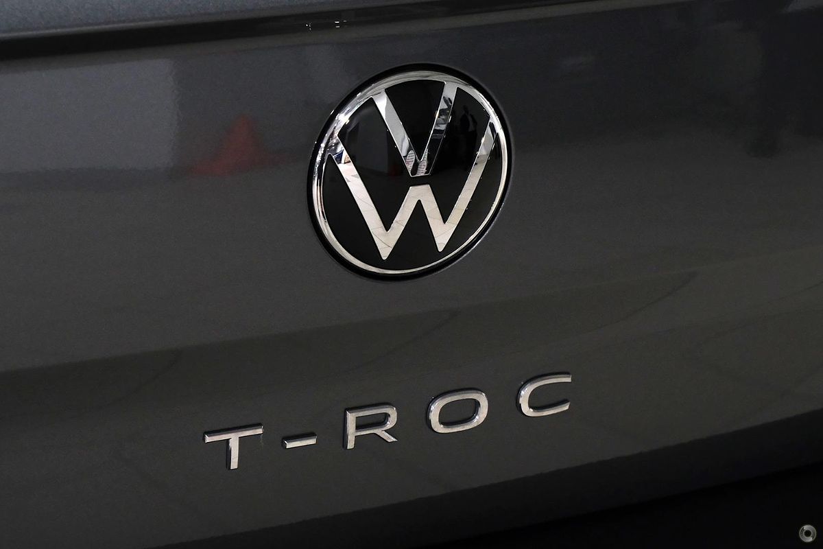 2024 Volkswagen T-Roc 140TSI R-Line D11