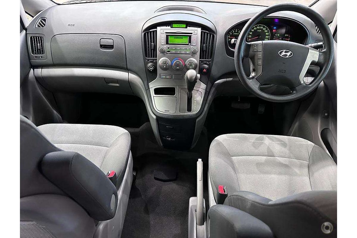 2015 Hyundai iMax  TQ-W