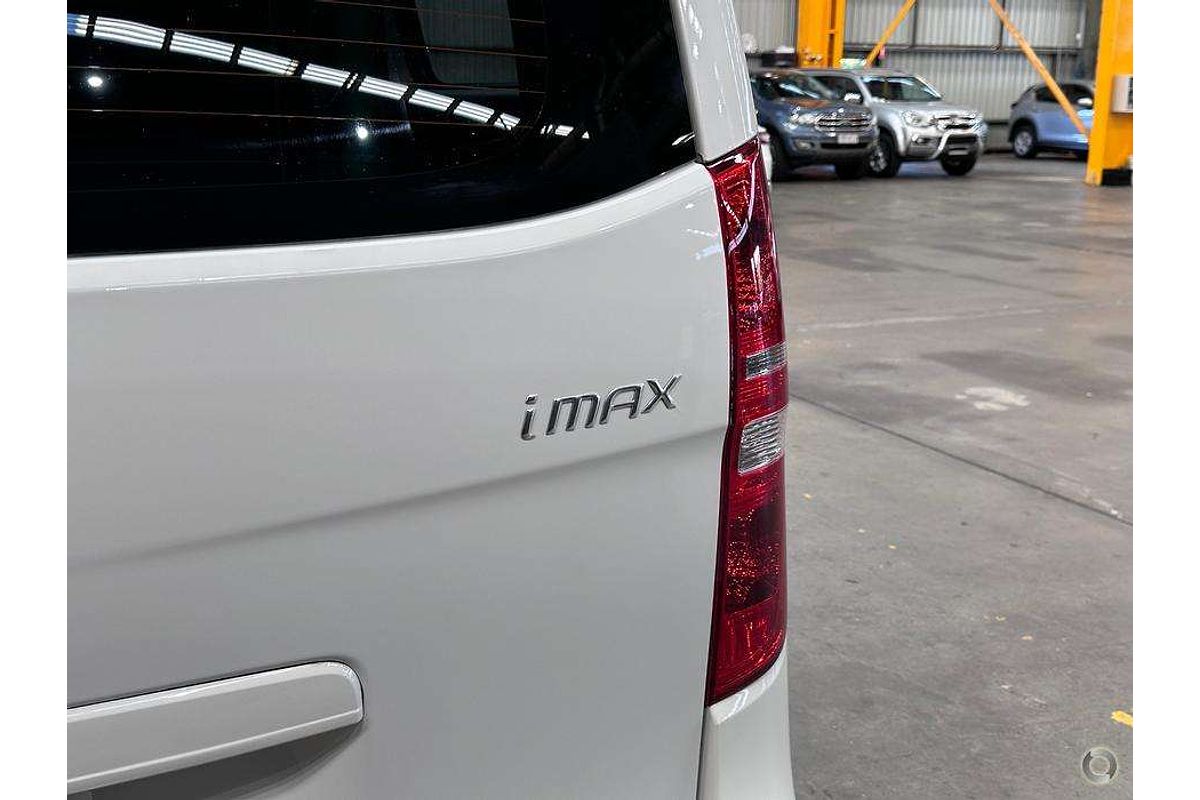 2015 Hyundai iMax  TQ-W
