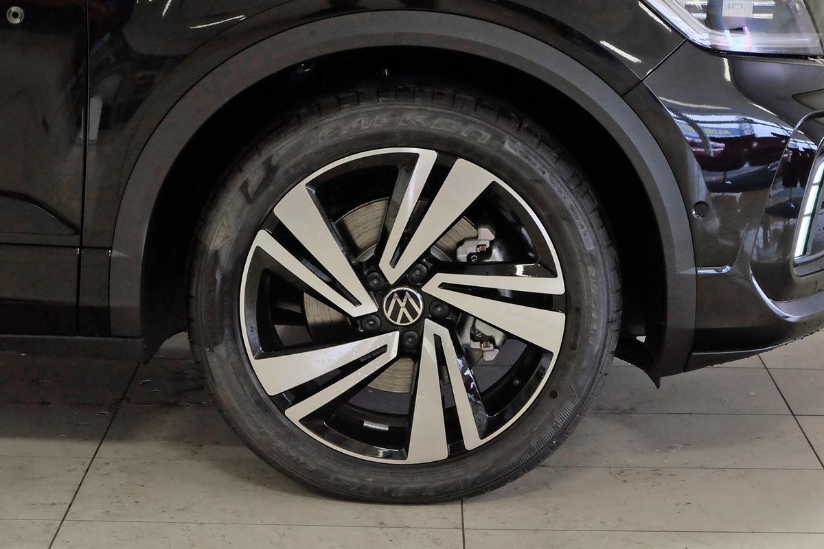 2024 Volkswagen T-Roc 140TSI R-Line D11