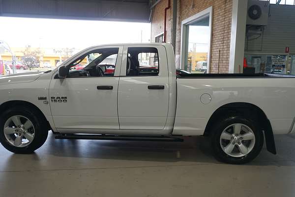 2022 RAM 1500 Express Quad Cab SWB DS MY22 4X4