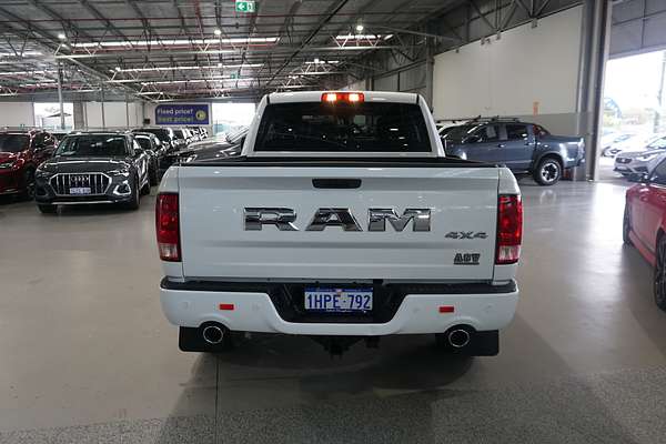 2022 RAM 1500 Express Quad Cab SWB DS MY22 4X4