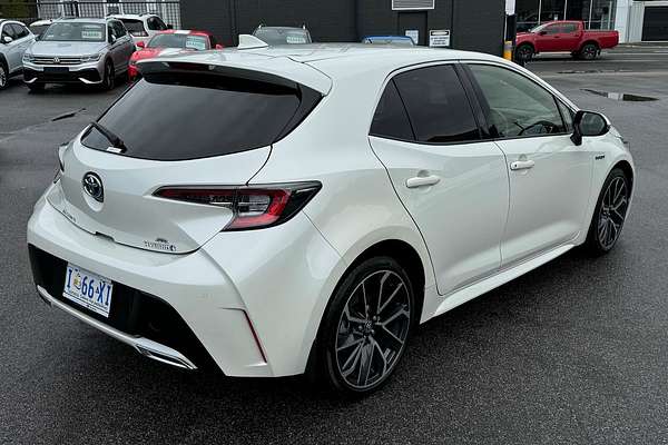 2020 Toyota Corolla ZR Hybrid ZWE211R