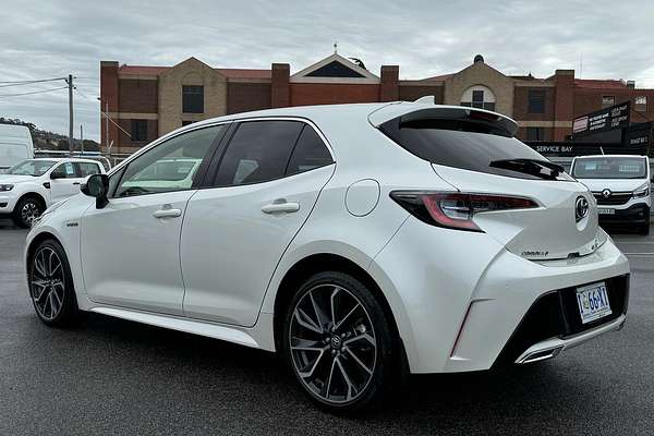 2020 Toyota Corolla ZR Hybrid ZWE211R