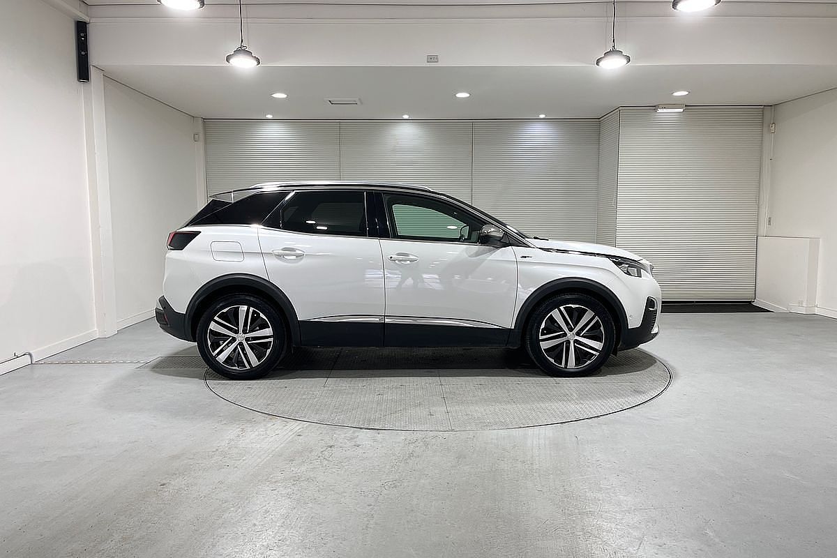 2018 Peugeot 3008 GT P84