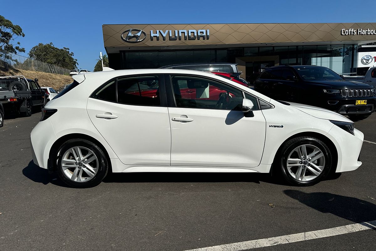 2022 Toyota Corolla Ascent Sport Hybrid ZWE211R