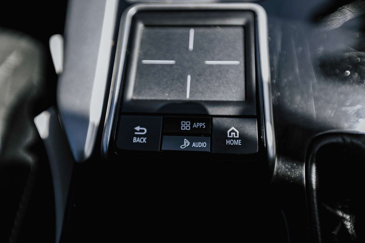 2020 Mitsubishi Eclipse Cross Black Edition YA