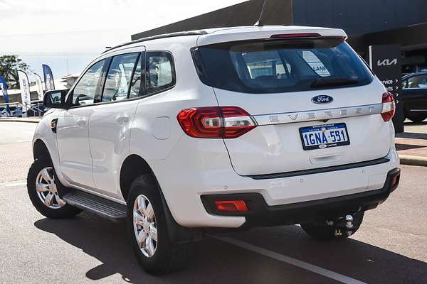 2017 Ford Everest Ambiente UA