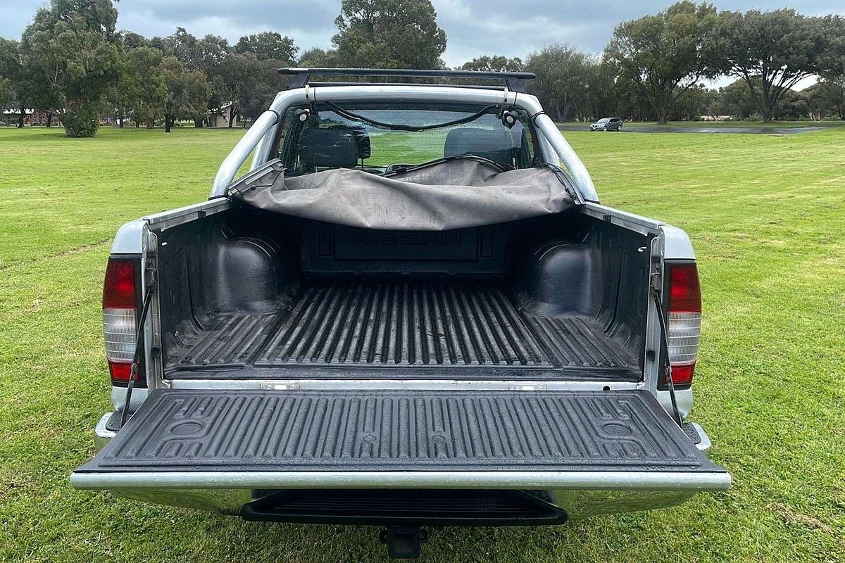 2014 Nissan Navara ST-R D22 4X4