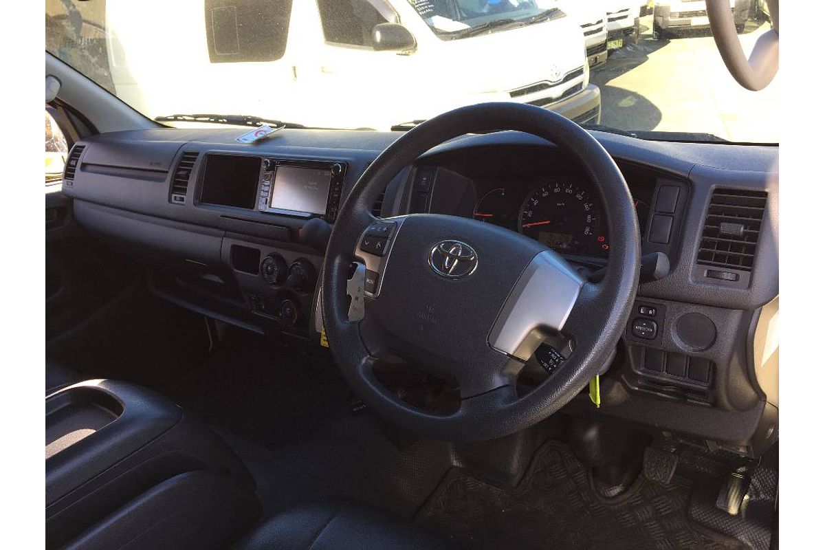 2017 Toyota Hiace COMMUTER TRH223R MY16
