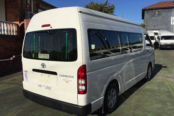 2017 Toyota Hiace COMMUTER TRH223R MY16