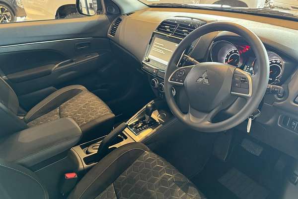 2024 Mitsubishi ASX ES XD