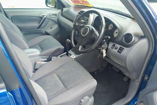 2003 Toyota RAV4 Cruiser ACA21R
