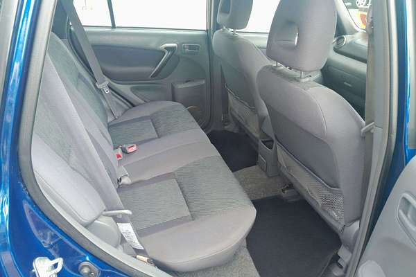 2003 Toyota RAV4 Cruiser ACA21R