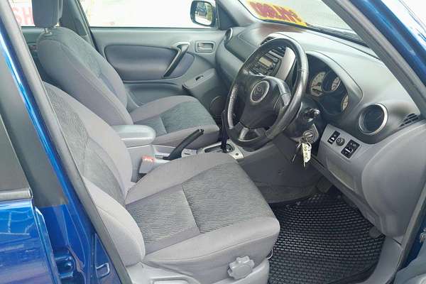 2003 Toyota RAV4 Cruiser ACA21R