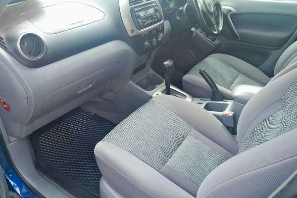 2003 Toyota RAV4 Cruiser ACA21R