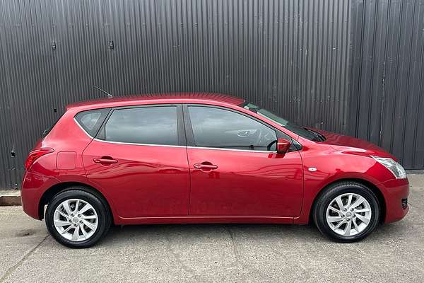 2013 Nissan Pulsar ST C12