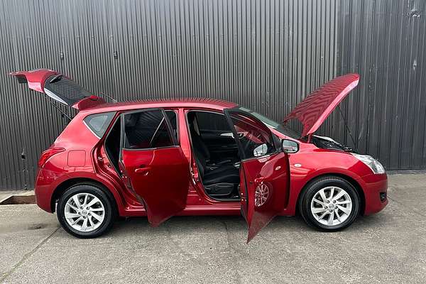 2013 Nissan Pulsar ST C12