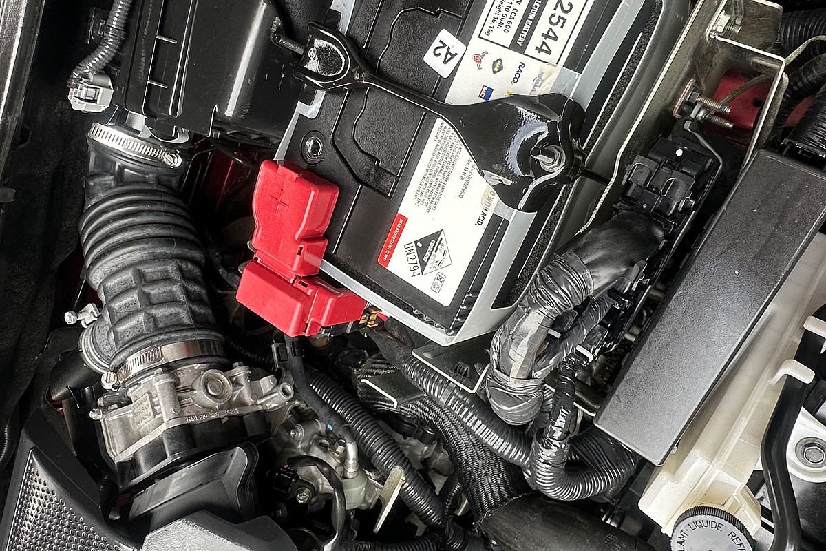 2013 Nissan Pulsar ST C12