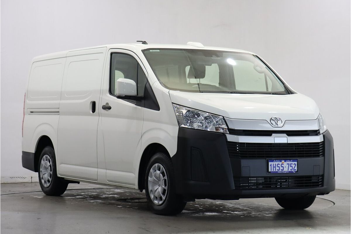 2022 Toyota HiAce LWB GDH300R