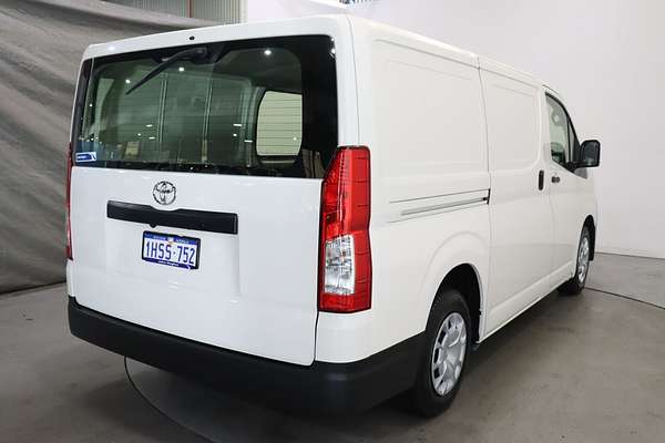 2022 Toyota HiAce LWB GDH300R