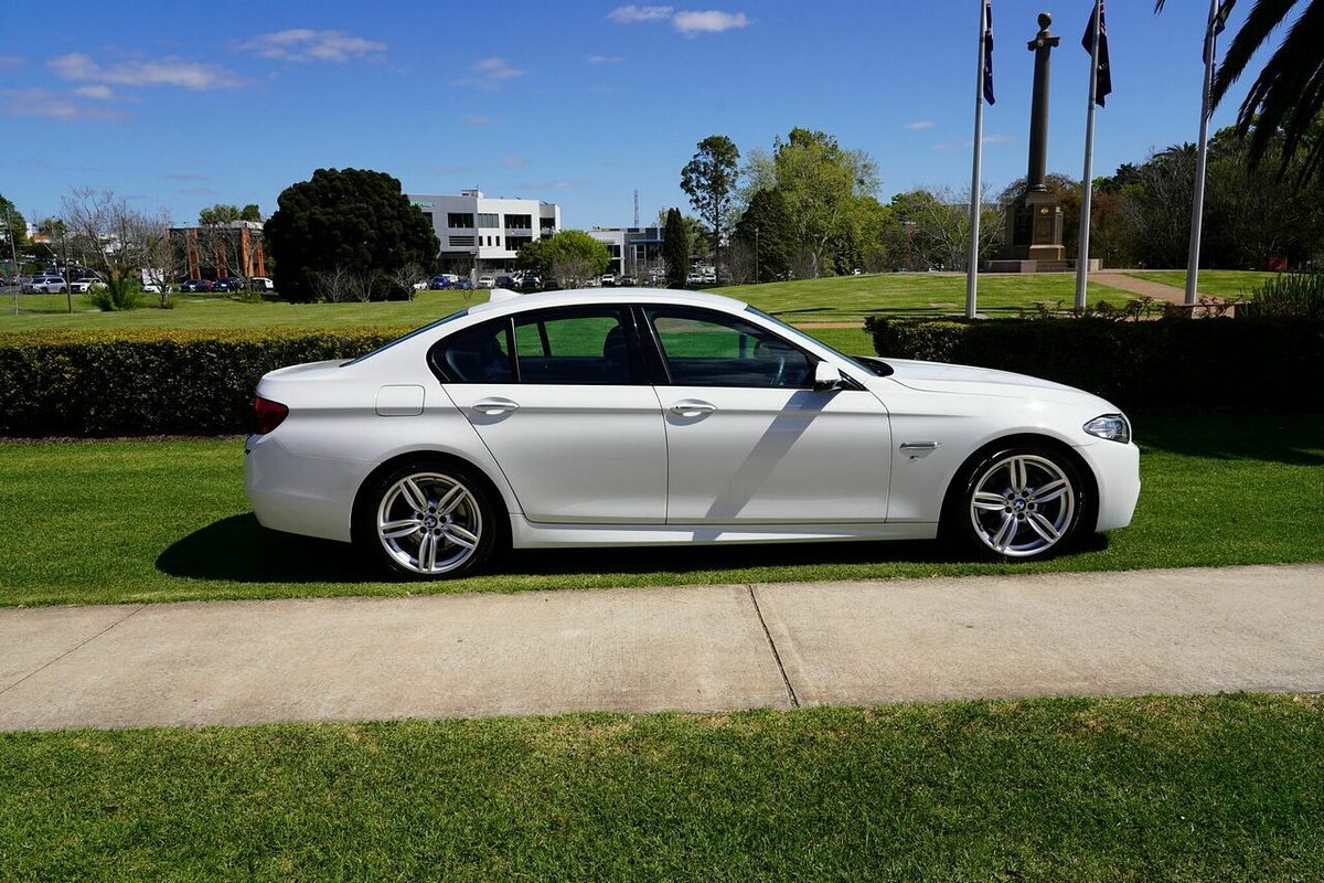 2015 BMW 520d Luxury Line F10 MY15
