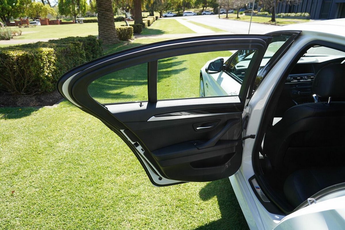 2015 BMW 520d Luxury Line F10 MY15