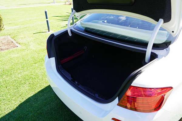 2015 BMW 520d Luxury Line F10 MY15