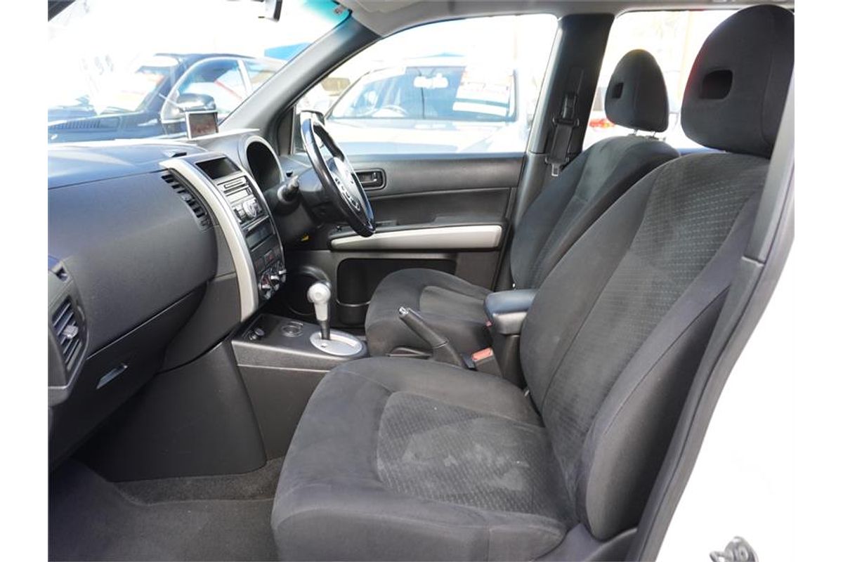 2012 Nissan X-TRAIL ST T31