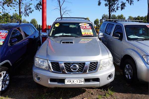 2004 Nissan Patrol ST GU IV