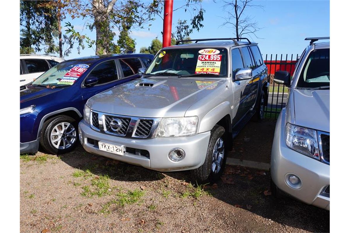 2004 Nissan Patrol ST GU IV