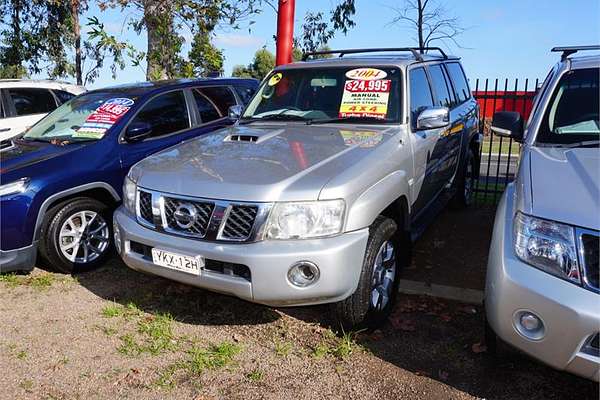 2004 Nissan Patrol ST GU IV