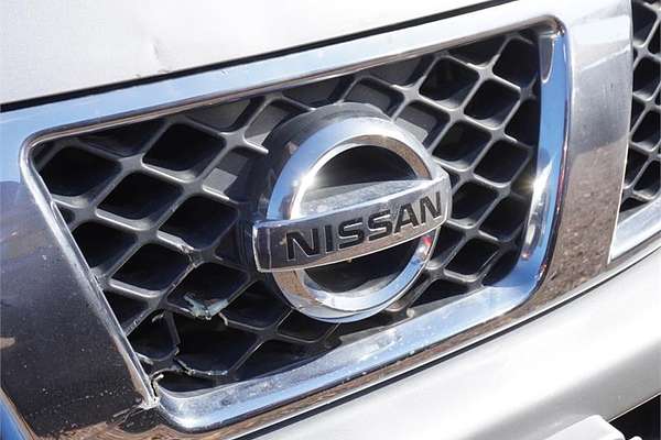 2004 Nissan Patrol ST GU IV