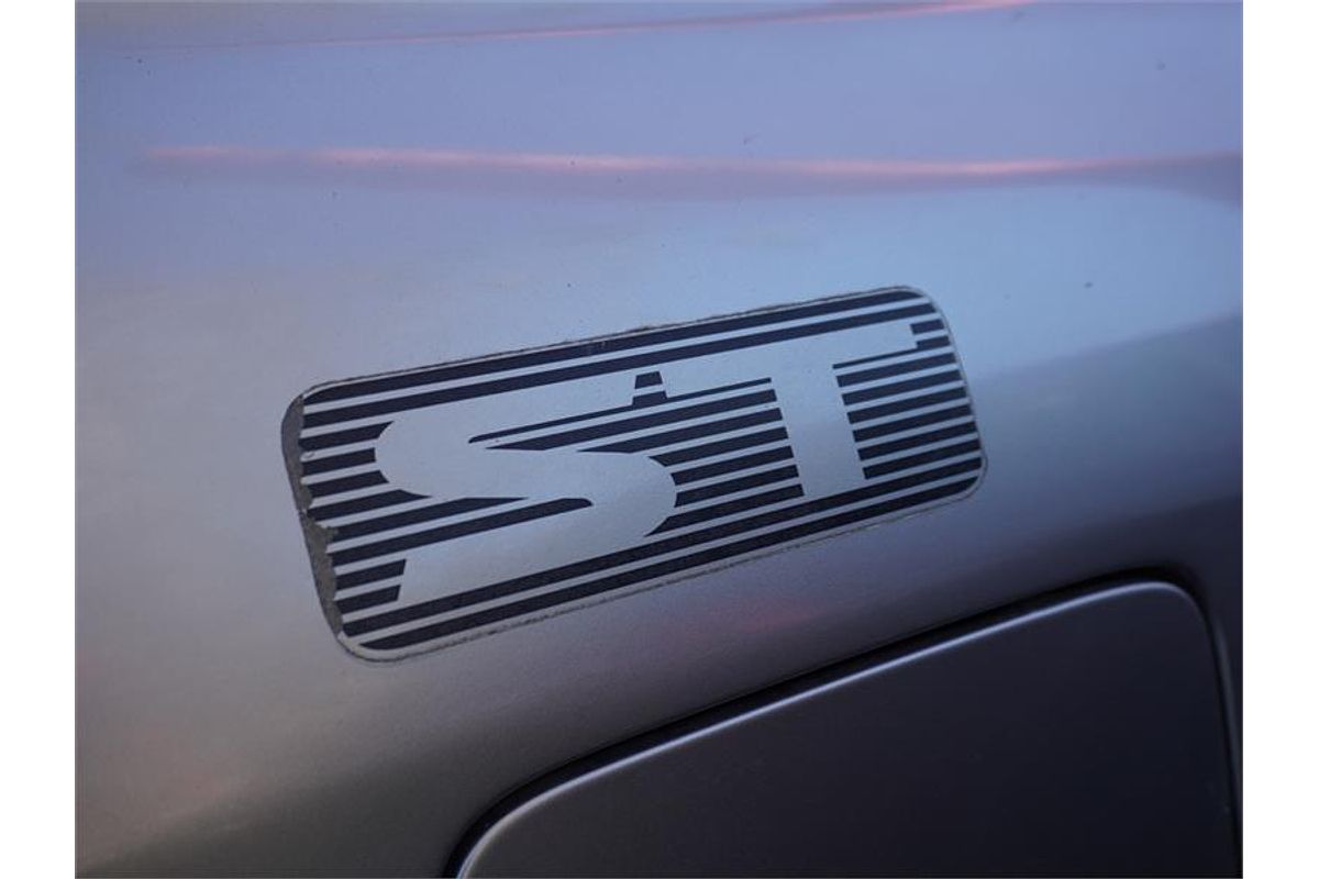 2004 Nissan Patrol ST GU IV