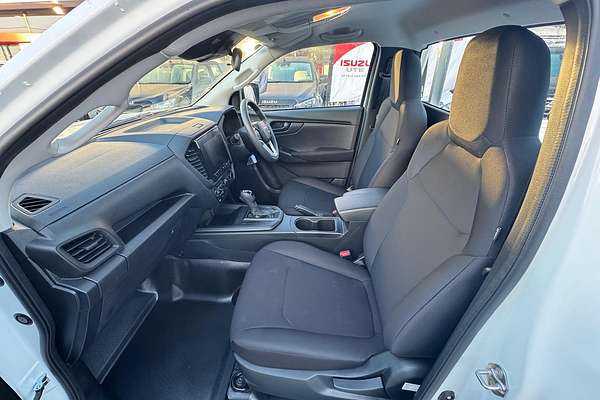 2024 Isuzu D-MAX SX High Ride Rear Wheel Drive