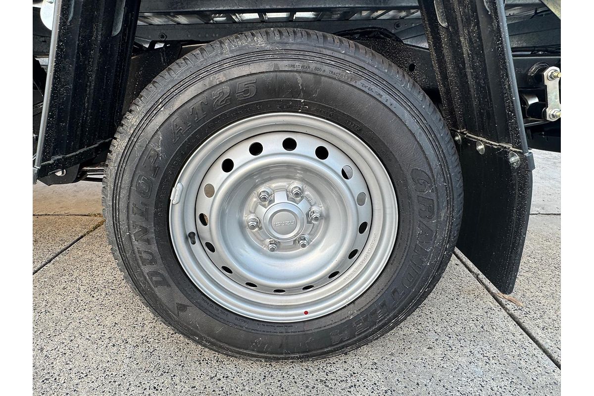 2024 Isuzu D-MAX SX High Ride Rear Wheel Drive