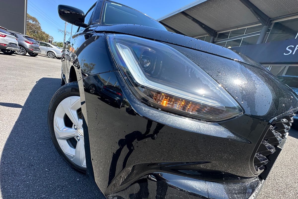 2024 Suzuki Swift Hybrid Plus UZ