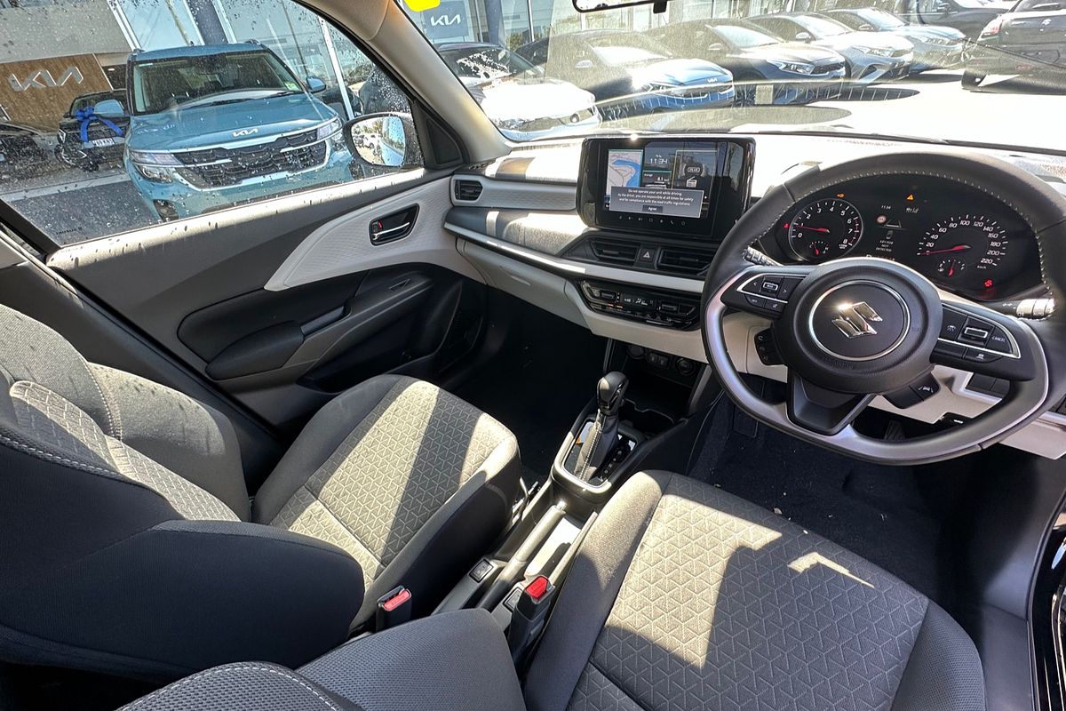 2024 Suzuki Swift Hybrid Plus UZ