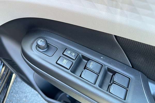 2024 Suzuki Swift Hybrid Plus UZ