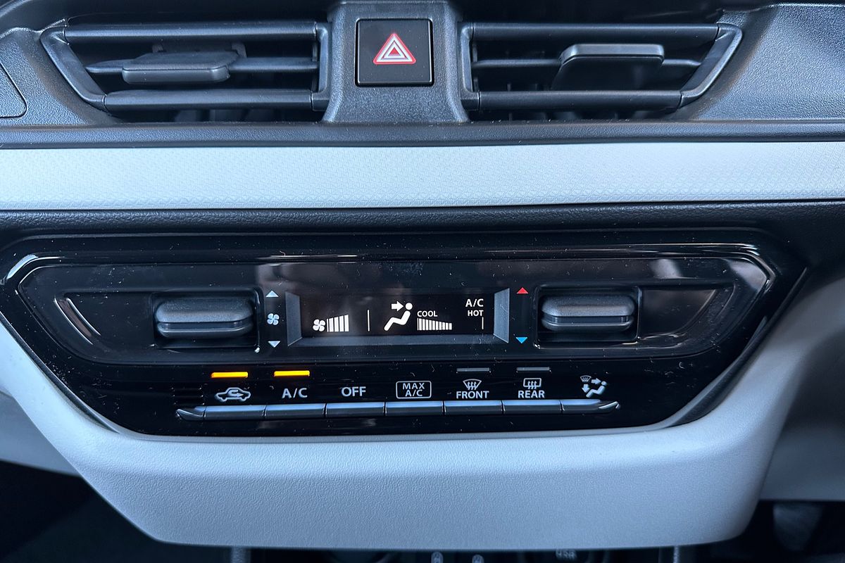 2024 Suzuki Swift Hybrid Plus UZ