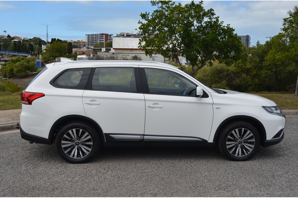 2019 Mitsubishi Outlander ES ZL