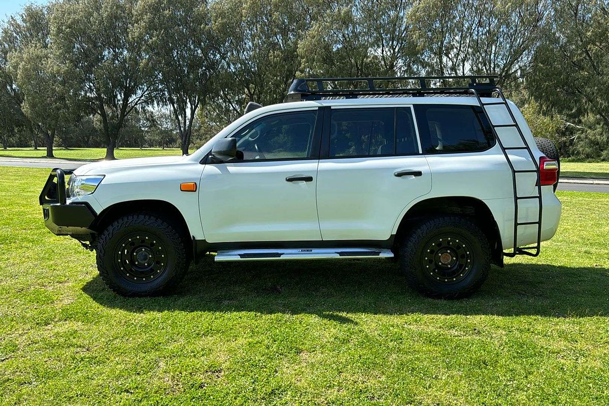 2018 Toyota Landcruiser GX VDJ200R