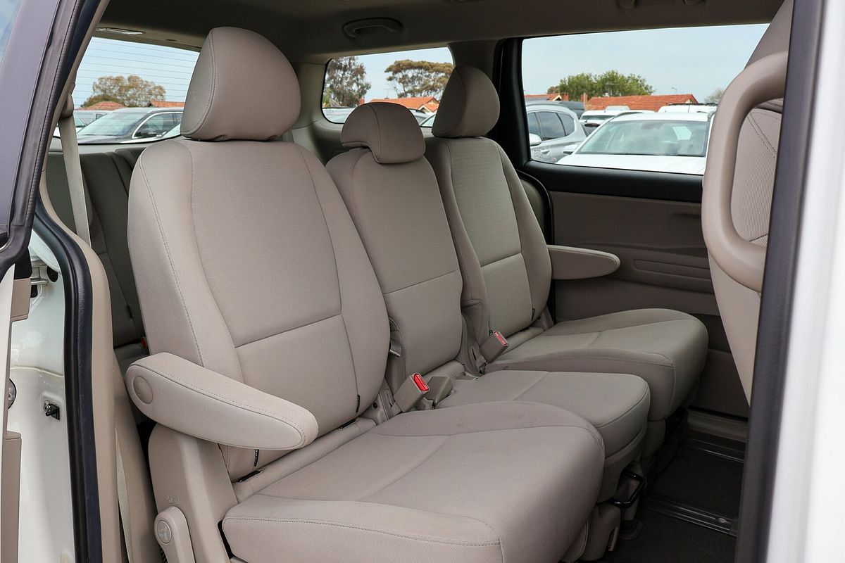 2019 Kia Carnival S YP