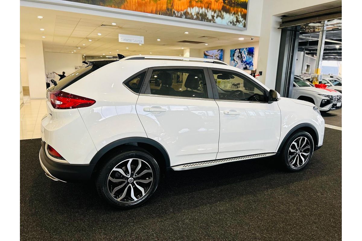 2018 MG GS Essence X SAS2
