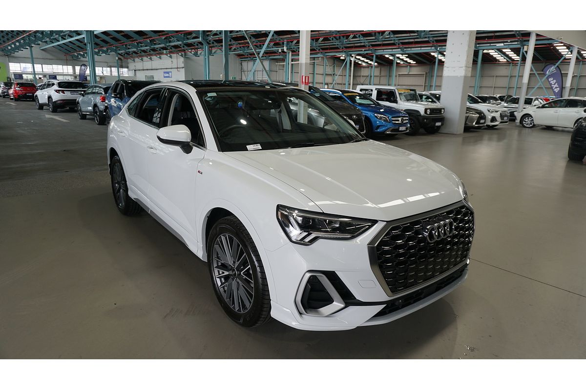 2021 Audi Q3 35 TFSI S Line F3