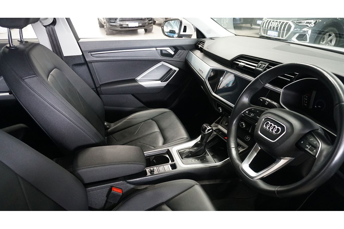 2021 Audi Q3 35 TFSI S Line F3