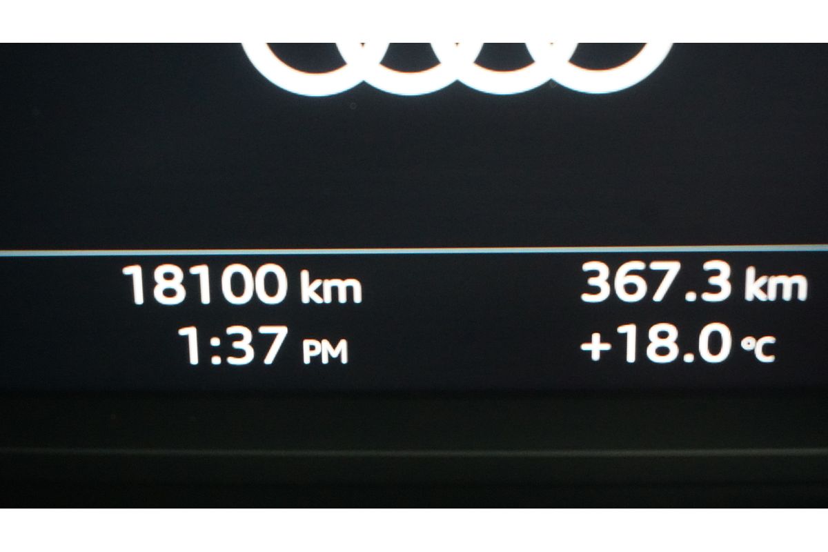 2021 Audi Q3 35 TFSI S Line F3